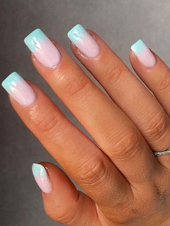 blue ombre nails: aquamarine and pink 