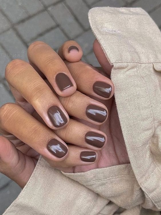 brown nail design: dark espresso 