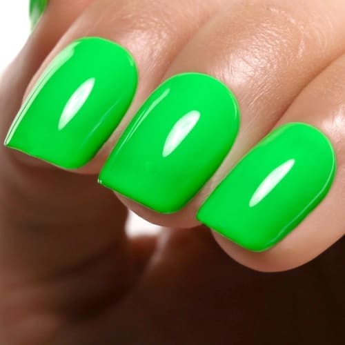neon green gel nail polish