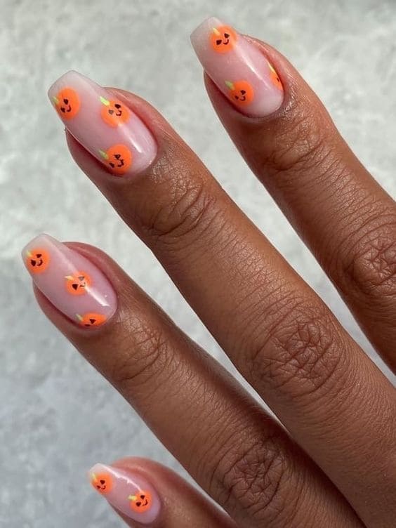 pumpkin nails: tiny jack o lanterns 